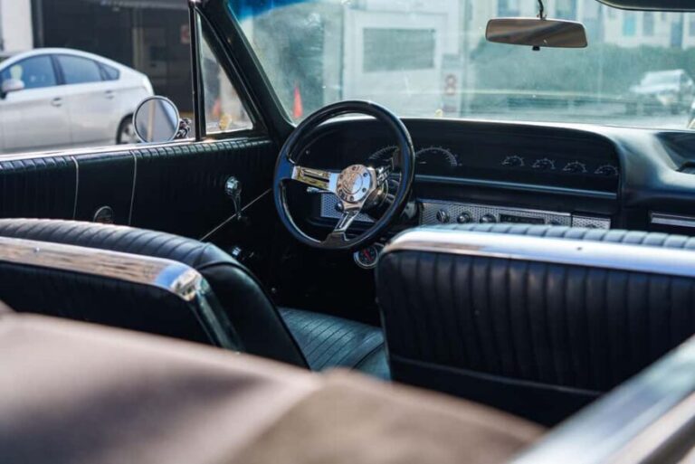 Hollywood: Oscars Tour in a 1964 Impala Lowrider - What You Can Expect from the Hollywood Oscars Tour