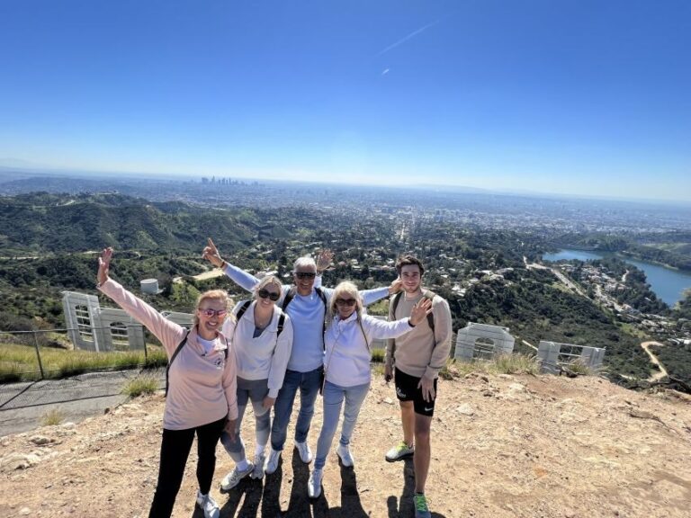 Hollywood Sign : Hiking to the Sign with a French tour guide - Key Points