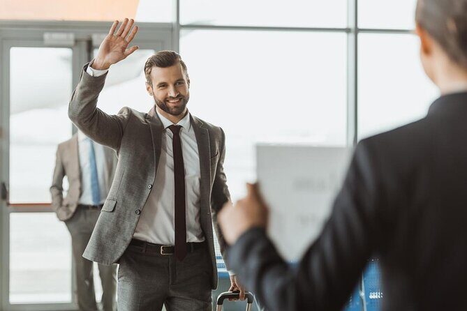 Honolulu Airport & Ko Olina Hotels Private Transfer by Minivan (up to 5 people) - Departure and Return