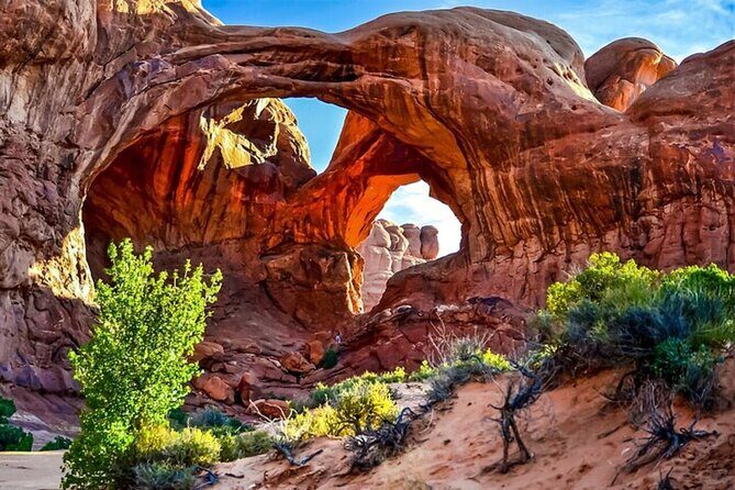 Hoover Dam and Red Rock Canyon Combo Small Group Tour From Vegas - Who Will Enjoy This Tour?