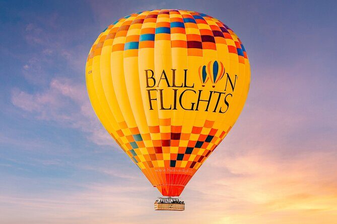 Hot air Balloon With 1957 Vintage Land Rover - The Details That Matter