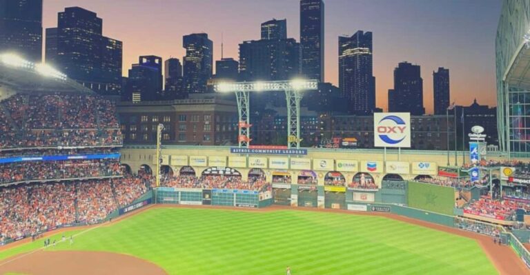 Houston: Houston Astros Baseball Game at Minute Maid Park - Practical Tips for Visiting Minute Maid Park