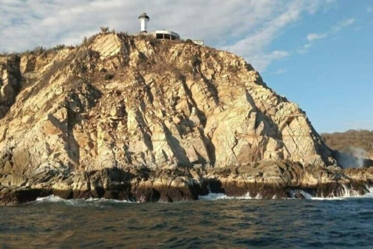 Huatulco: 7 Bays Boat Tour with Snorkeling and Lunch - Final Thoughts: Who Should Consider This Tour?