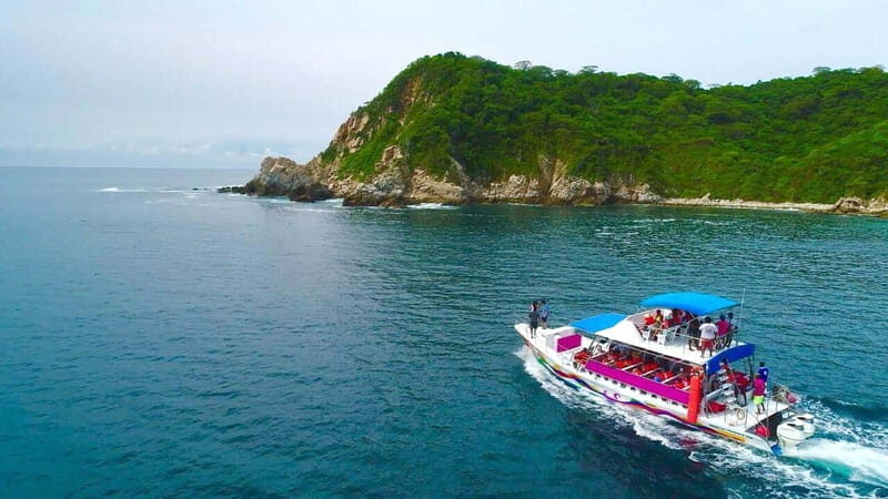 Huatulco: Premium Boat Tour with snorkel experience. - Maguey Beach and Cacaluta Bay