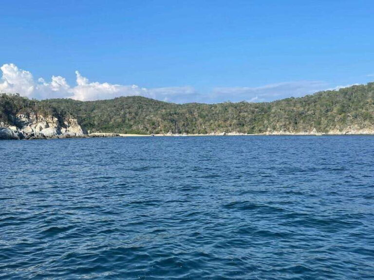 Huatulco: Private Tour Seven Bays HT - Discovering Huatulco’s Bays: What to Expect