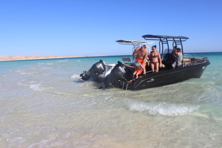 Hurghada: 4 Island Hopping Tour Dolphin, Snorkeling & Lunch - What Sets This Tour Apart?