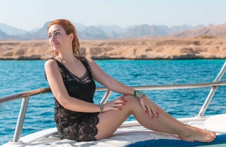 Hurghada: Dolphin Watching Boat Tour with Snorkeling & Lunch - Who Will Love This Tour?