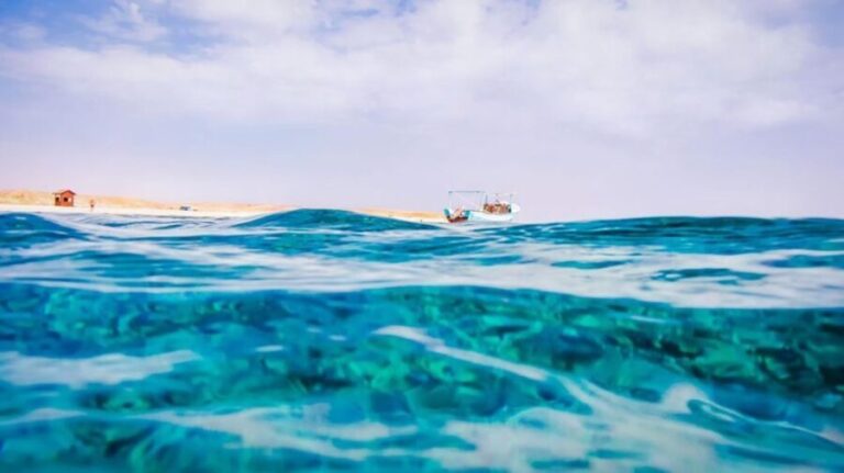 Hurghada: Luxury Private Yacht with Optional Lunch & Drinks - Analyzing the Value