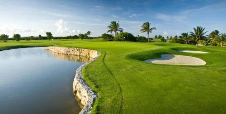 Iberostar Cancun Golf Course - The Course and Its Setting