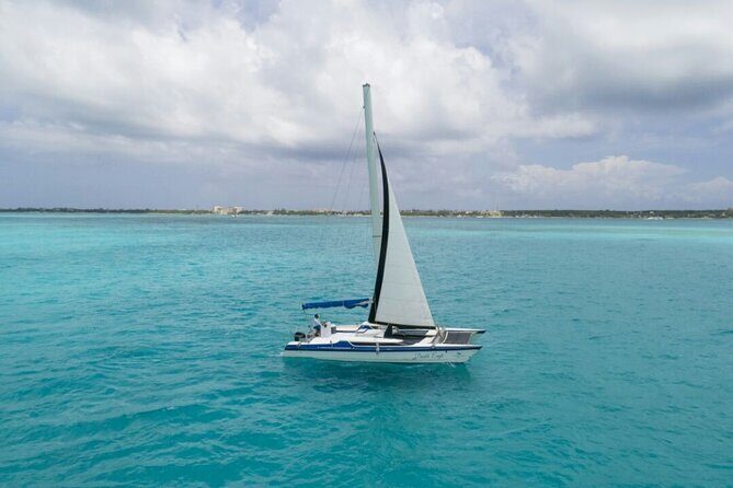 Isla Mujeres Premium Tour in Catamaran with Snorkel and Buffet - What’s Included and What’s Not