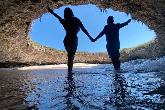 Islas Marietas PRIVATE enter hidden beach 100% GUARANTEED - Transportation, Duration, and Group Size