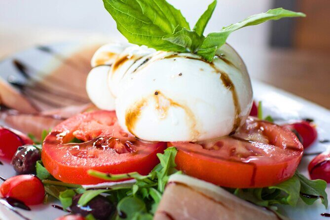 Italian Pasta & Salad Class in Austin (Includes 3-Course Meal) - A Closer Look at the Experience