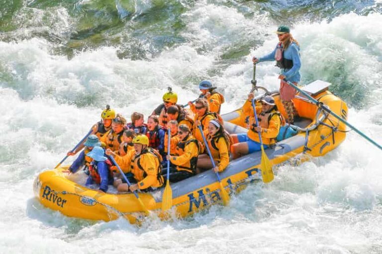 Jackson: 8-Mile Classic Boat Whitewater Rafting Trip - The Guides & Group Experience
