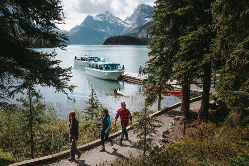 Jasper National Park: Maligne Lake Cruise With Guide - What You Can Expect From the Tour