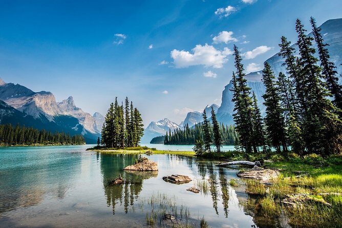 Jasper National Park Tour: Maligne Valley, Medicine Lake and Spirit Island - Who Should Consider This Tour?