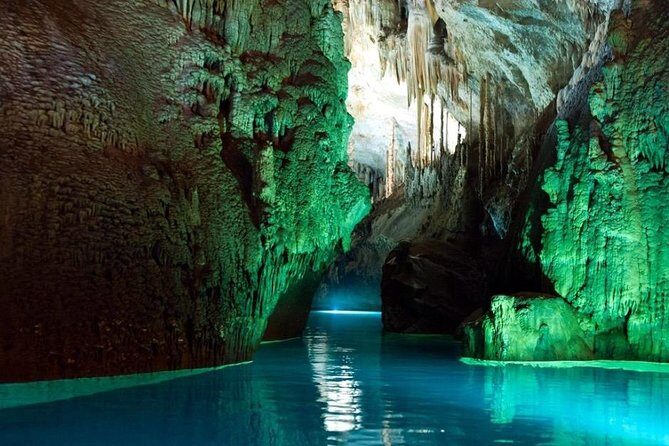 Jeita Grotto, Harissa & Byblos - Harissa: A Spiritual Viewpoint