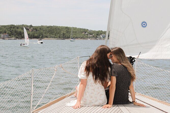 JFarwell Private Yacht Wine & Cheese Sunset Sail - The Crew and Service Quality