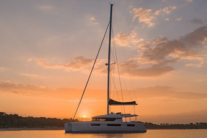 JFarwell Sunset Wine & Cheese Aboard the Reverie - Key Points