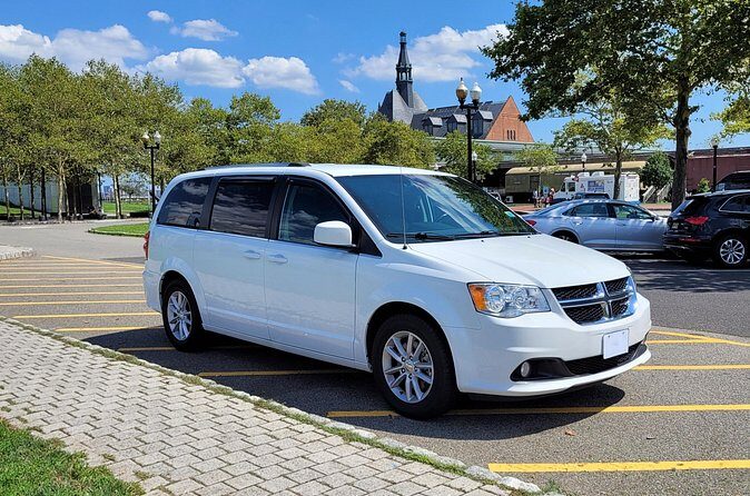 JFK Airport XL Mini Van Transport To Times Square New York - Meeting and Pickup Details