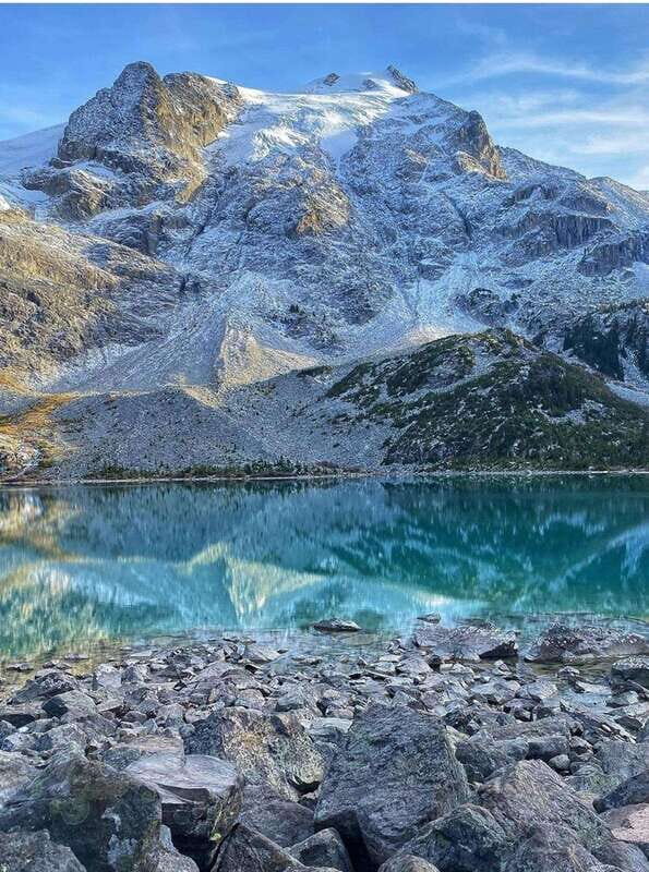 Joffre Lakes/ Hiking Day Trip - The Drive: Sea to Sky Highway