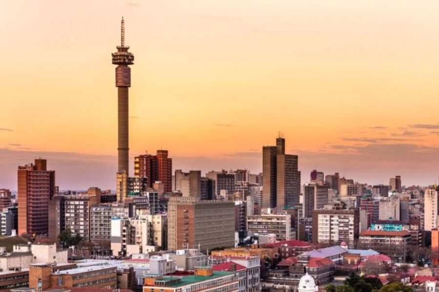 Johannesburg: Private custom tour with a local guide - Key Points
