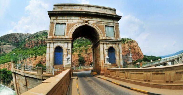 Johannesburg: Private Walking Tour with a Local - The Itinerary Breakdown
