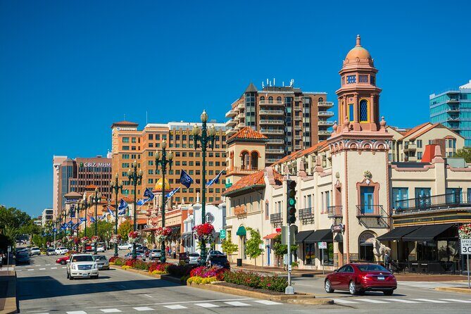 Kansas City Wander: From Plazas to Parks - Why Choose This Tour?