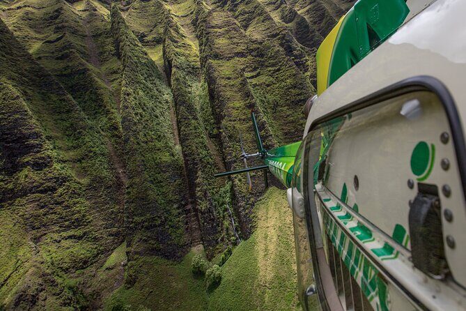Kauai Deluxe Waterfall Safari: Helicopter Tour - Why This Tour Works