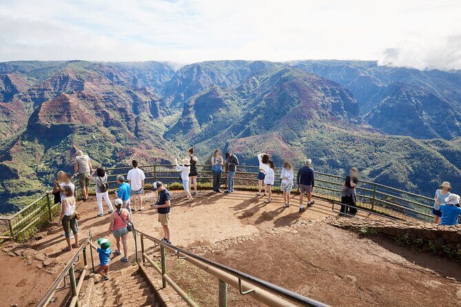 Kauai Highlights Full Day Tour with Waikiki Pickup - Transportation and Group Size