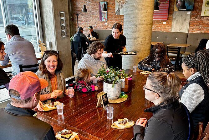 Kelowna: #1 Rated Walking Food Tour with 7 Tastings and 4 Drinks - A Detailed Look at the Experience