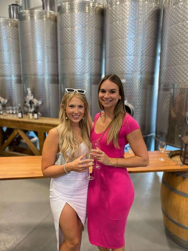 Kelowna: West Kelowna Full Day Guided Wine Tour