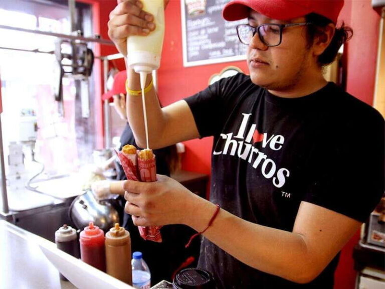 Kensington Market 'Taste the World' Food Tour - Why This Tour Works for Travelers