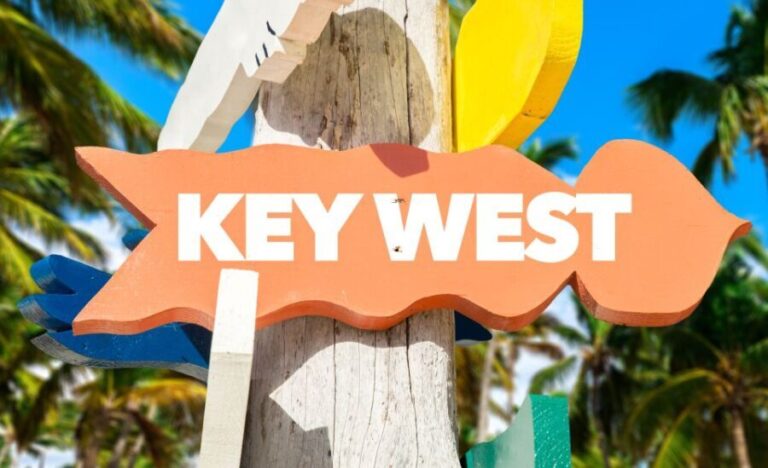 Key West: Haunted Pub Crawl Walking Tour - A Closer Look at the Haunted Pub Crawl