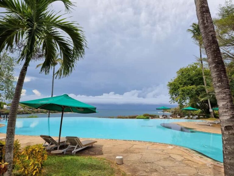 Kilifi: Mnarani Beach Club Accommodation and Activities - What’s Included and What’s Not