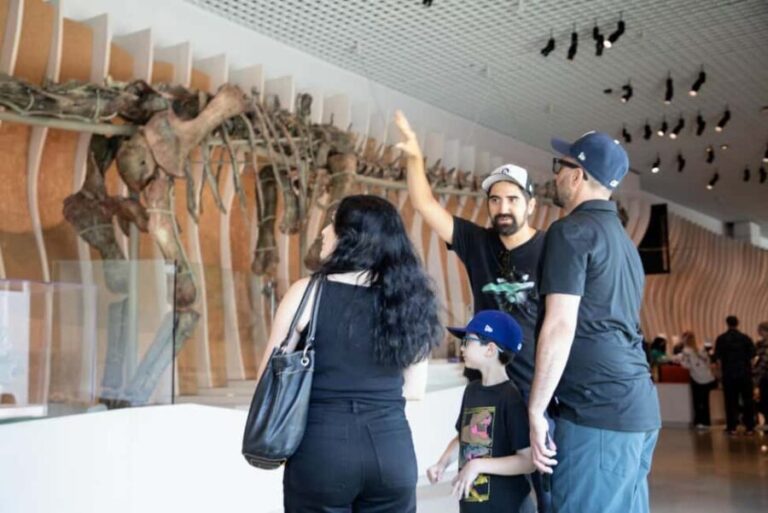 LA: Expo Park Space & Dinosaurs Tour with Cal Science Center - What’s Included and What To Keep in Mind