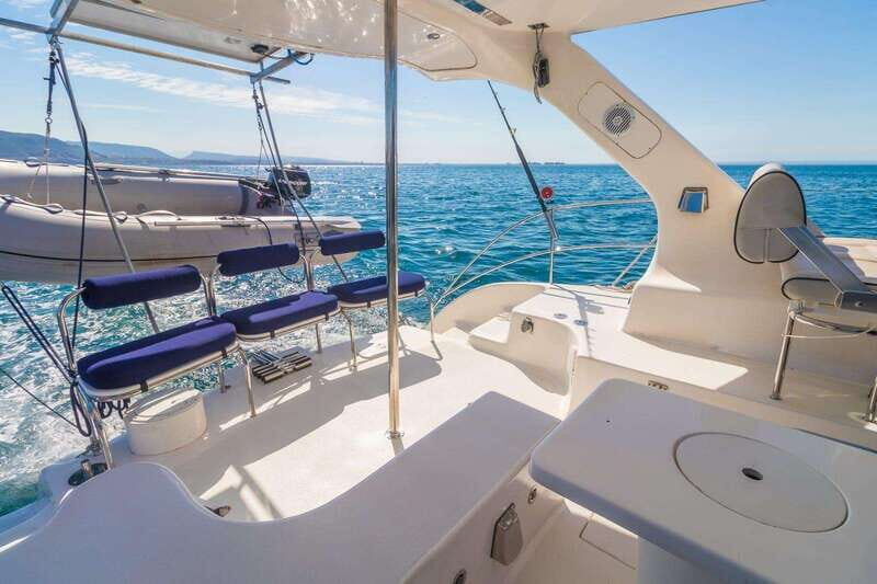 La Paz: Private catamaran to sloop with food and beverages included