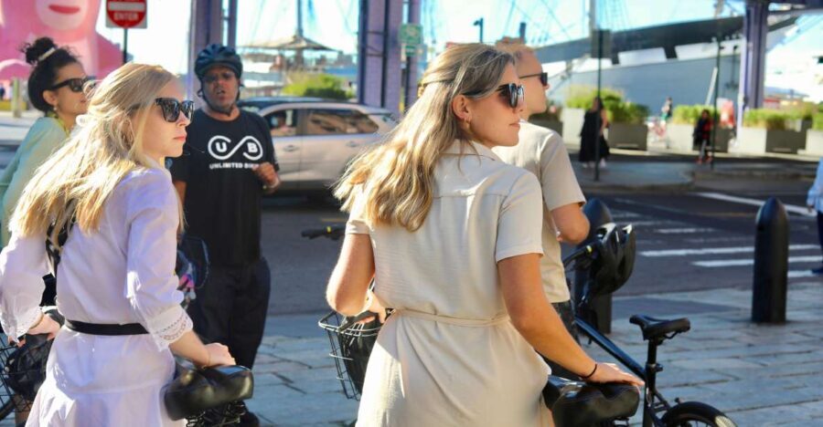 LA: Santa Monica & Venice Beach Guided Bike or eBike Tour