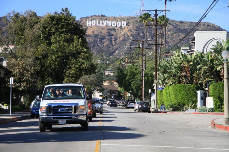 LA: Warner Bros Studio Entry with Hollywood Bus Tour Package - Analyzing the Cost and Experience Quality