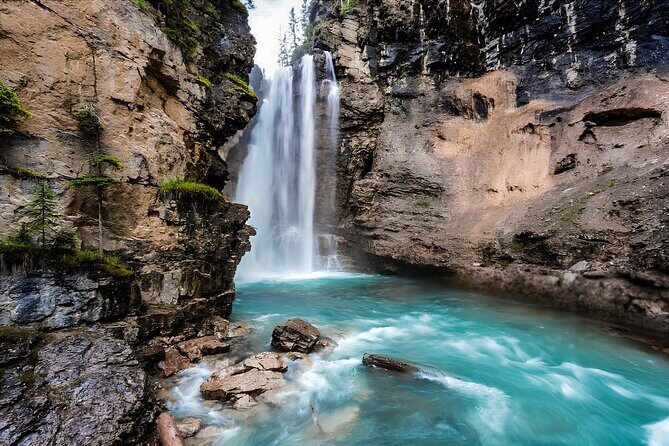Lake Minnewanka and Johnston Canyon Small Group Half Day tour - FAQ