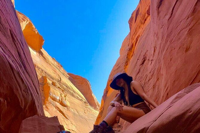 Lake Powell Kayak and Water Antelope Canyon Hike Guided Tour - The Itinerary Breakdown