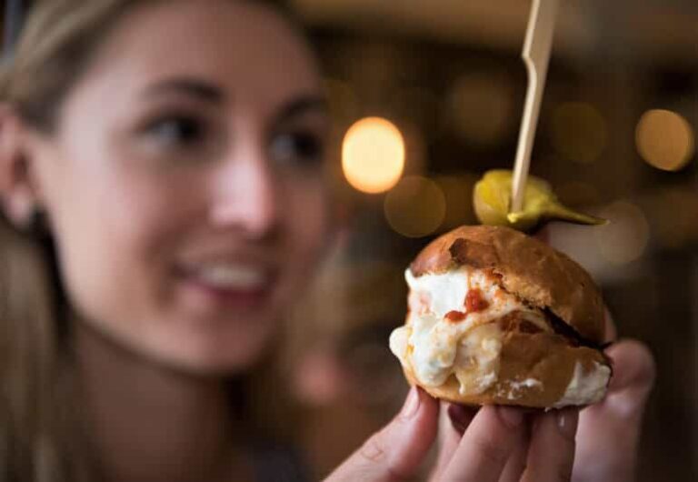 Las Vegas Downtown walking Secret Food Tour - What’s Included & What to Expect