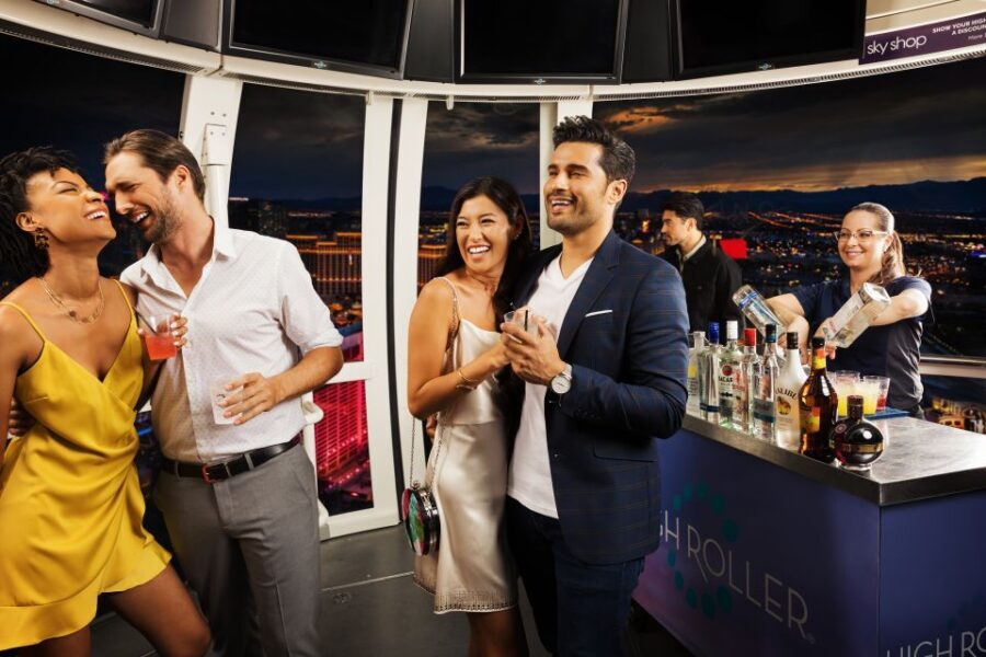 Las Vegas: High Roller Entry Ticket with In-Cabin Open Bar - The Social and Fun Element