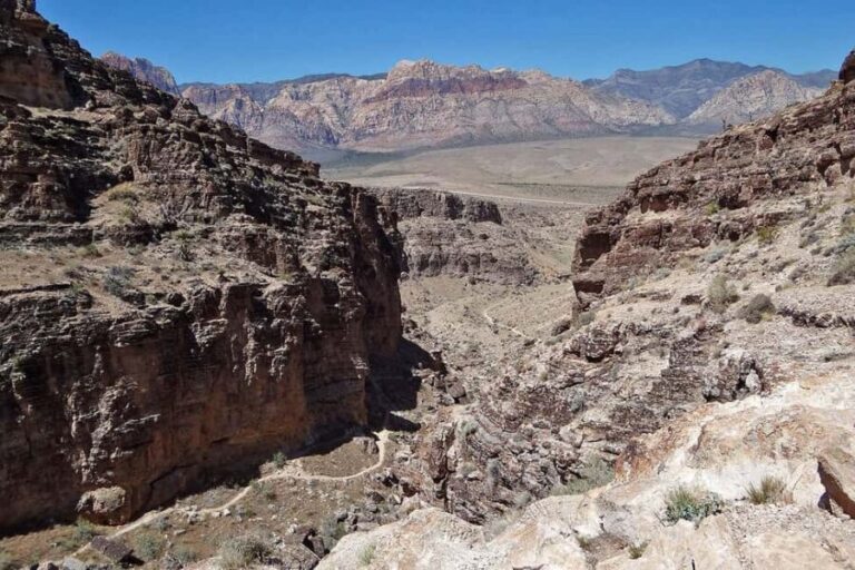 Las Vegas Red Rock Canyon Hiking Adventure & Secret Cave - Final Thoughts: Who Will Love This Experience?