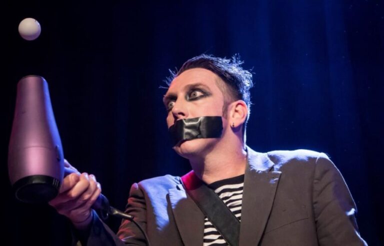Las Vegas: Tape Face Show at the MGM Grand - The Experience Itself