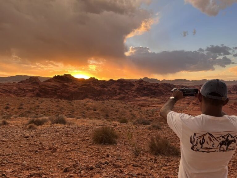 Las Vegas: Valley of Fire Sunset Tour with Hotel Transfers - Who Will Love This Tour?