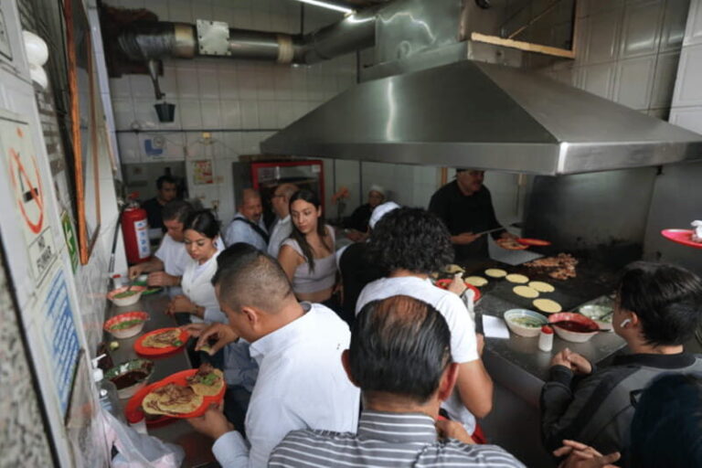 León: Authentic Culinary Tour with Unlimited Tacos - Who Should Consider This Tour?