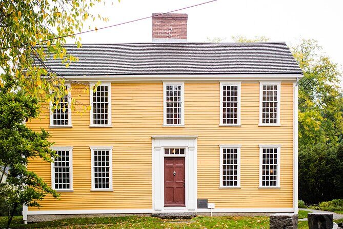 Lexington & Concord 3 hour private tour from Boston, groups 1-4 - Second Stop: Hancock-Clarke House