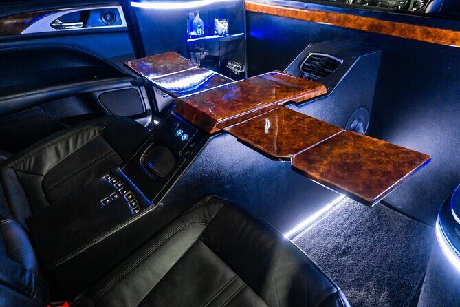 Lincoln Strecth Limo from Costa Mujeres to Cancun Airport - The Itinerary and Experience