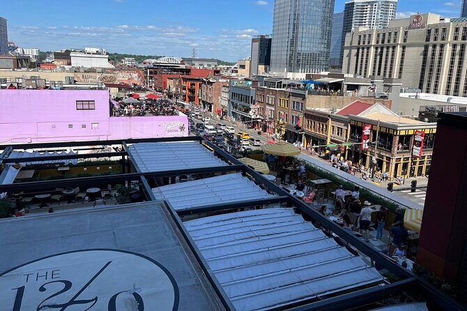 Local Insider's Walking Tour of Downtown Nashville - An In-Depth Look at the Experience