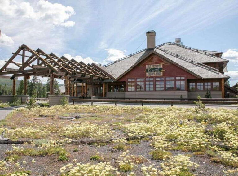 Lodging at Old Faithful Yellowstone & Grand Teton 4-Day Tour - The Experience and Its Value